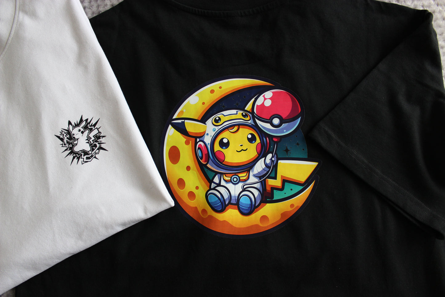 T-shirt oversize Pokémon personnalisable - PikaMoonBall